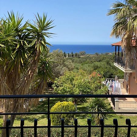Lemon Tree Apartments A D Argostoli (Kefalonia) Exterior photo