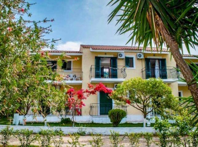 Lemon Tree Apartments A D Argostoli (Kefalonia) Exterior photo
