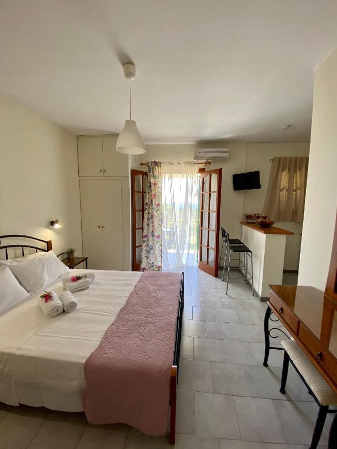 Lemon Tree Apartments A D Argostoli (Kefalonia) Exterior photo